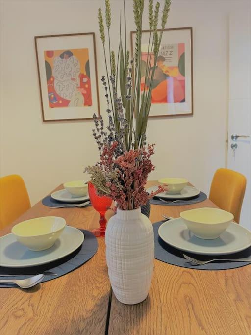 Charming Apartment With Pateo - Rituals&Routines Lissabon Buitenkant foto